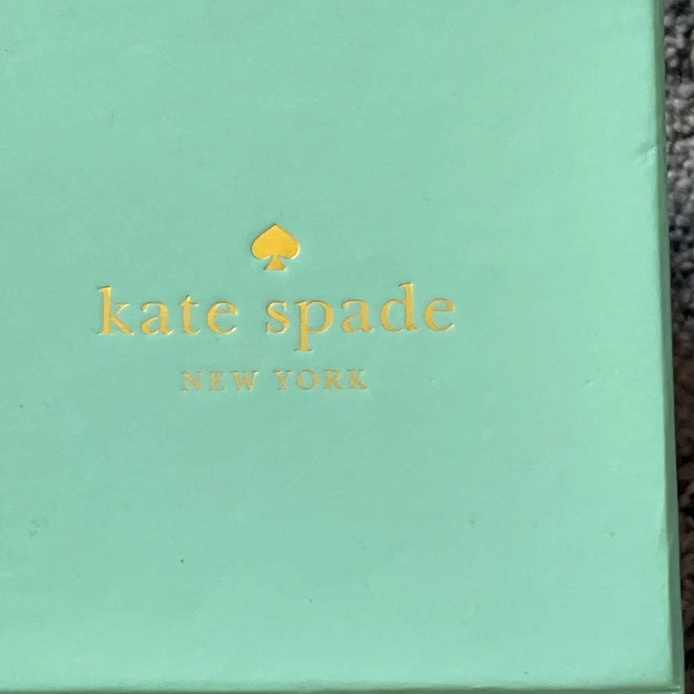 Kate Spade Gold Watch with Cream Face - Picture 3 of 4